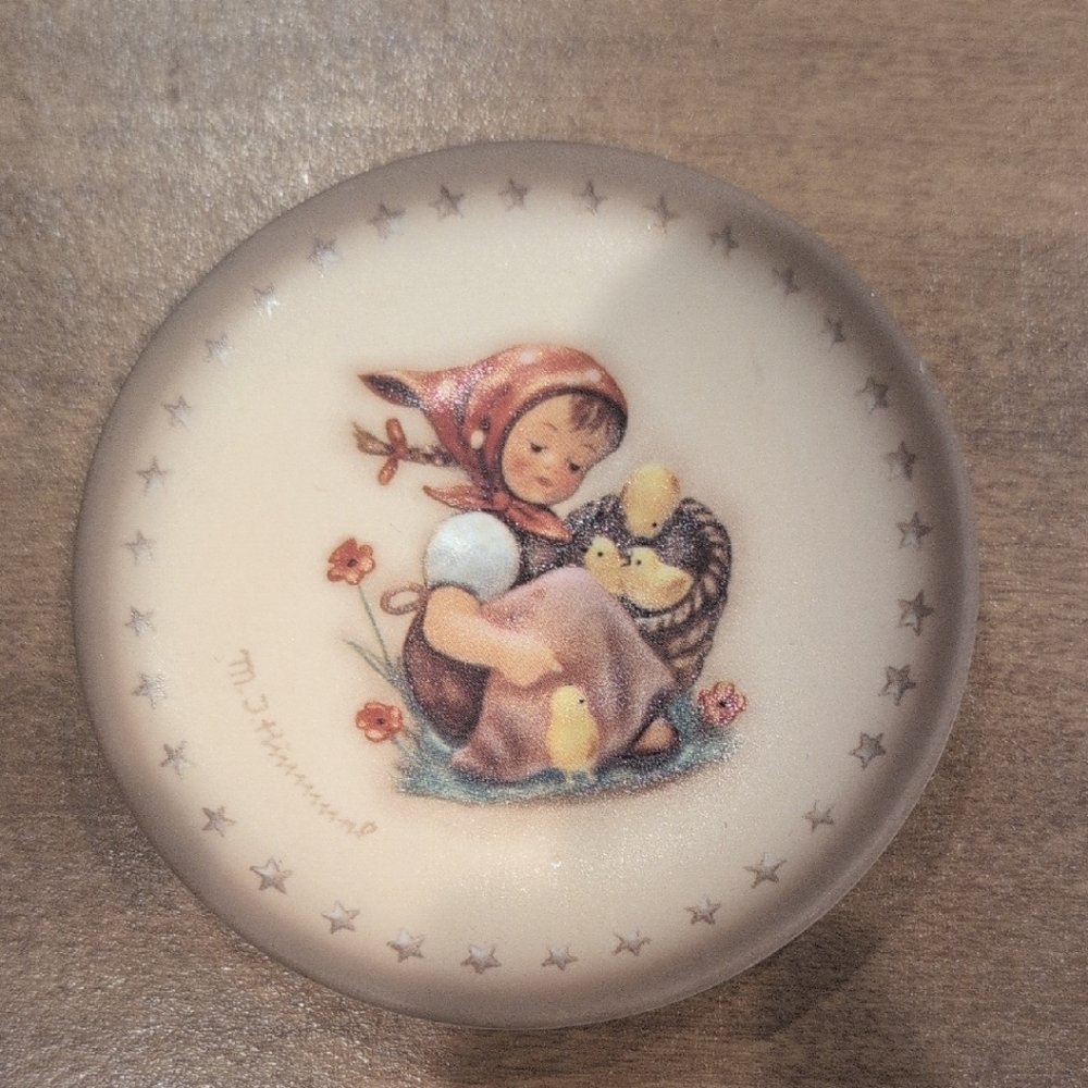 Hummel White and Blue Decorative Plate